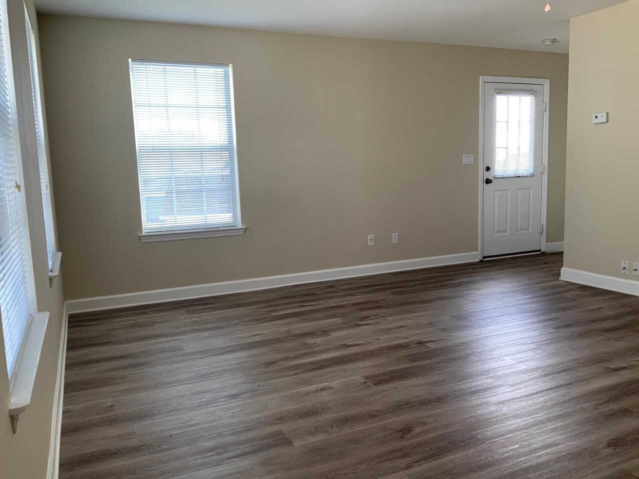 4039-1 Swift Way Unit 17 #17 - Photo 6 of 16