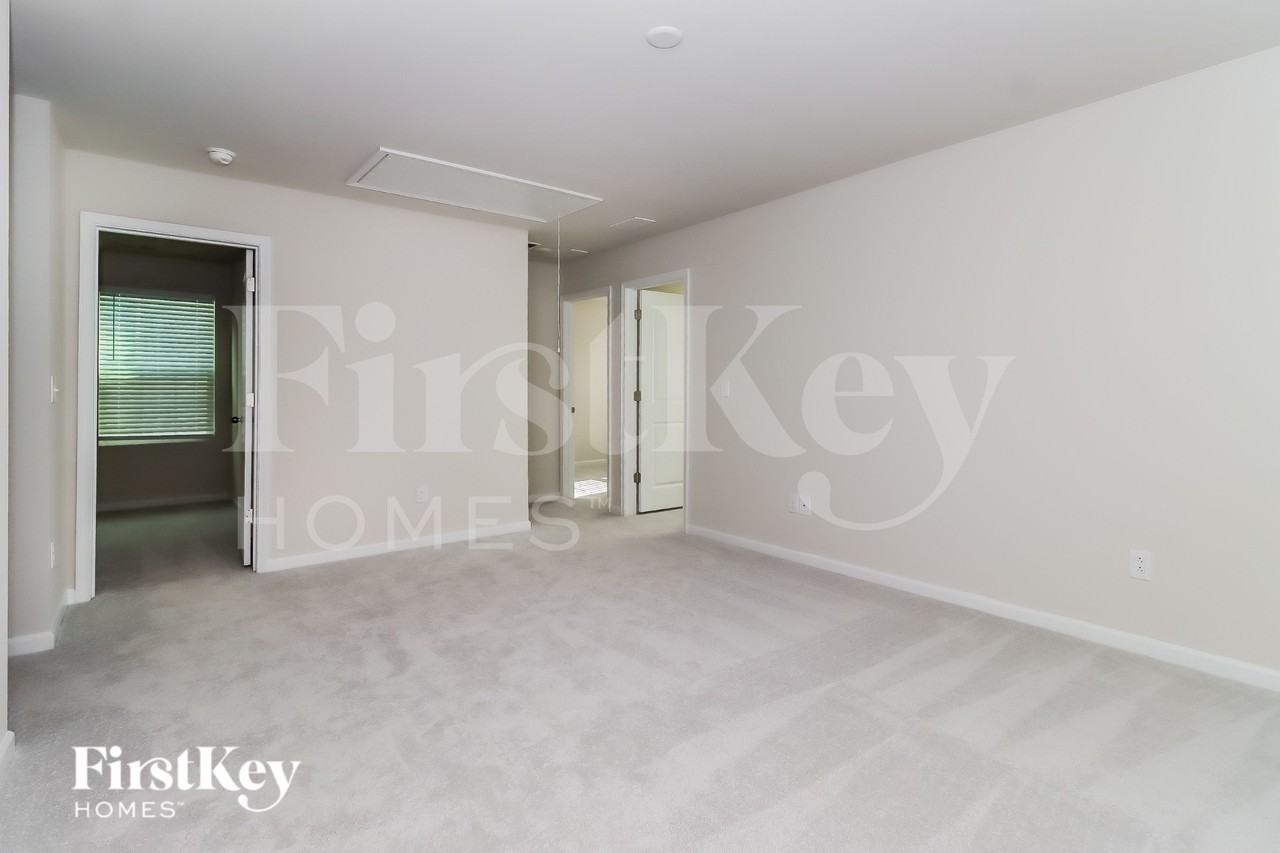 125 Hazelnut Way - Photo 7 of 16