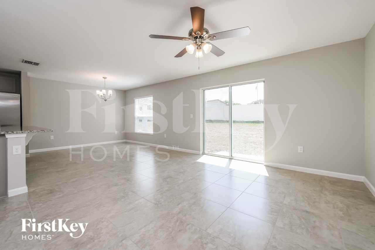 168 Southern Breeze Loop - Photo 3 of 15