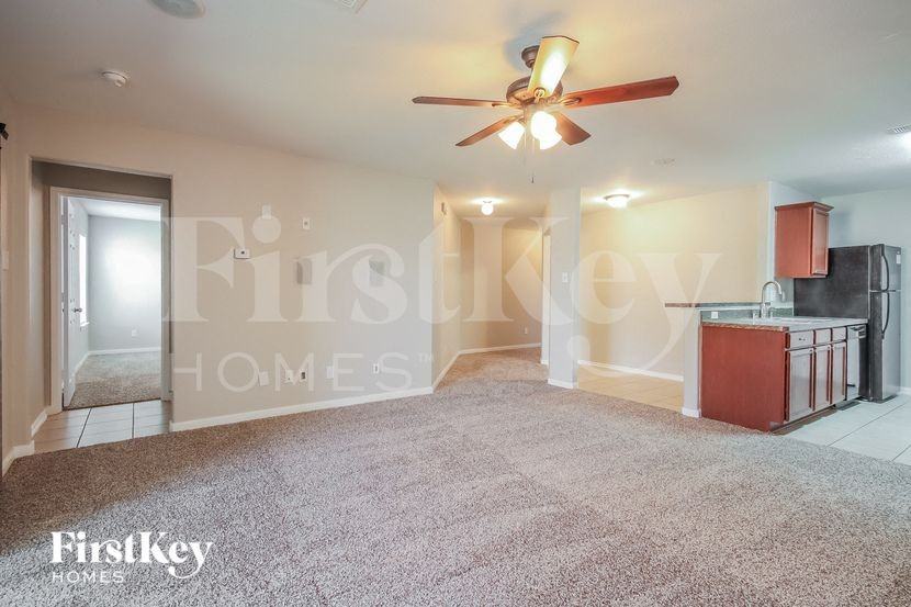 9518 Peridot Green Dr - Photo 7 of 15