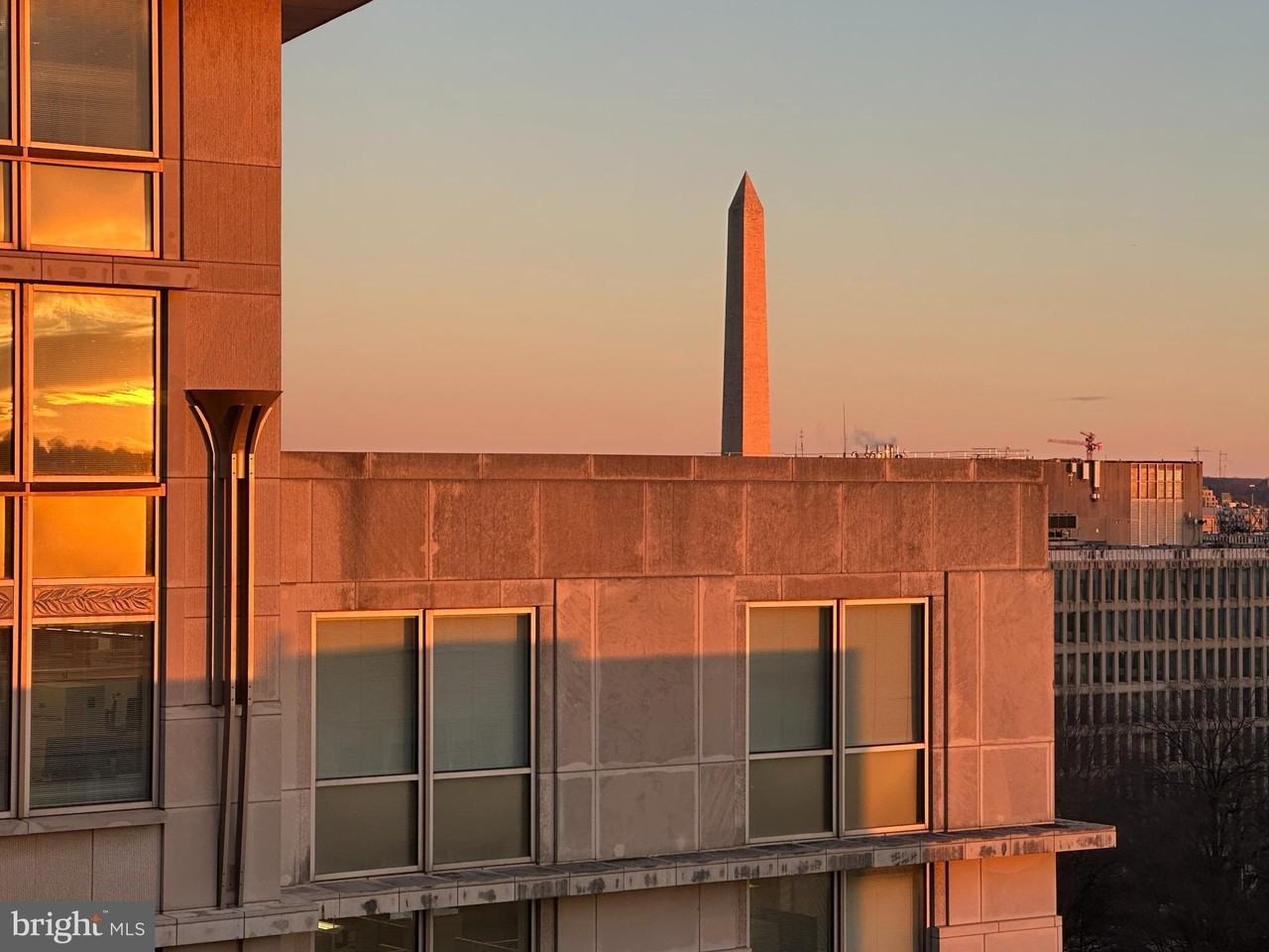 522 522-21ST 21ST Street NW unit: 1003 #1003 - Photo 2 of 23