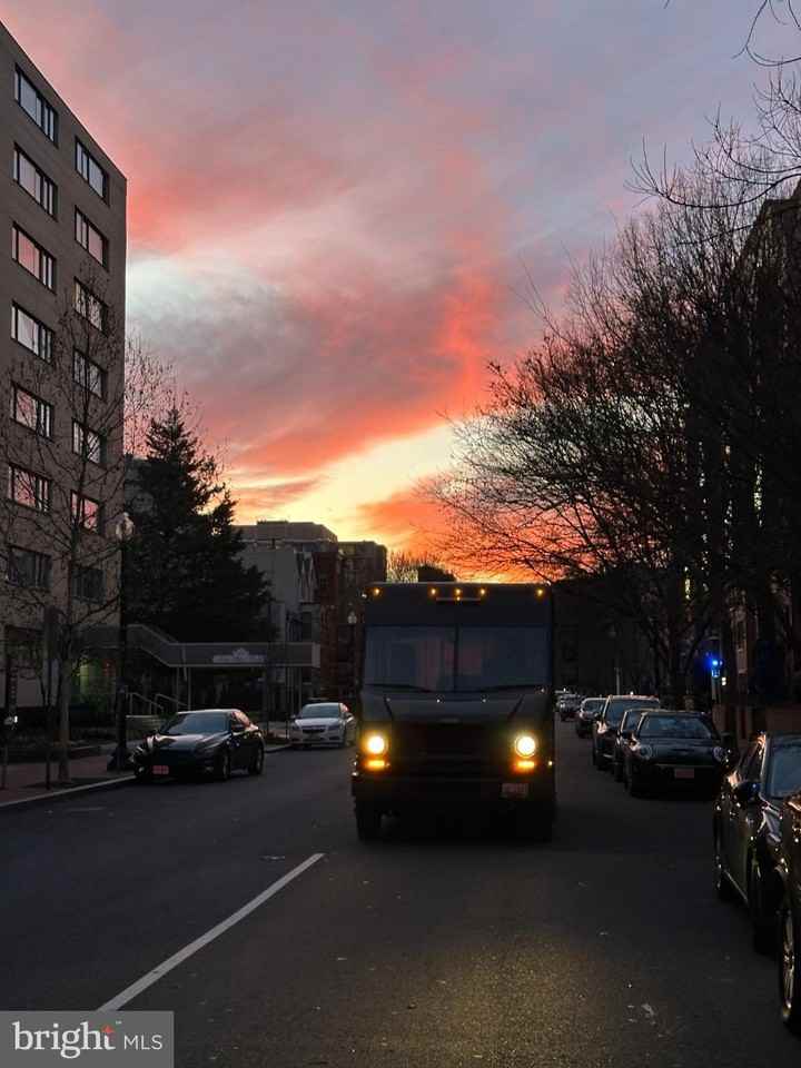 522 522-21ST 21ST Street NW unit: 1003 #1003 - Photo 4 of 23