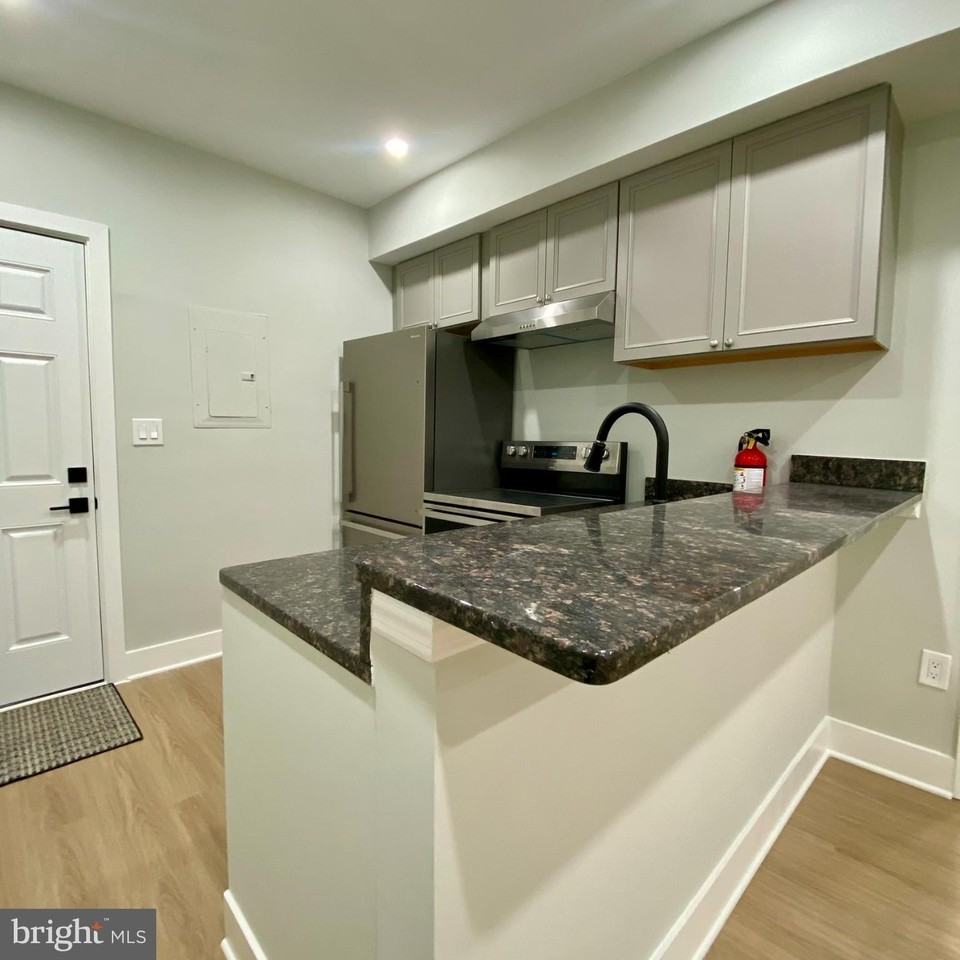 3701 9th St Nw #1 - Photo 2 of 23