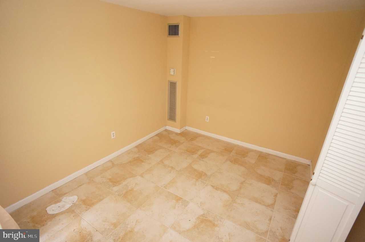 1754 Corcoran St Nw Apt 54b #54B - Photo 3 of 13