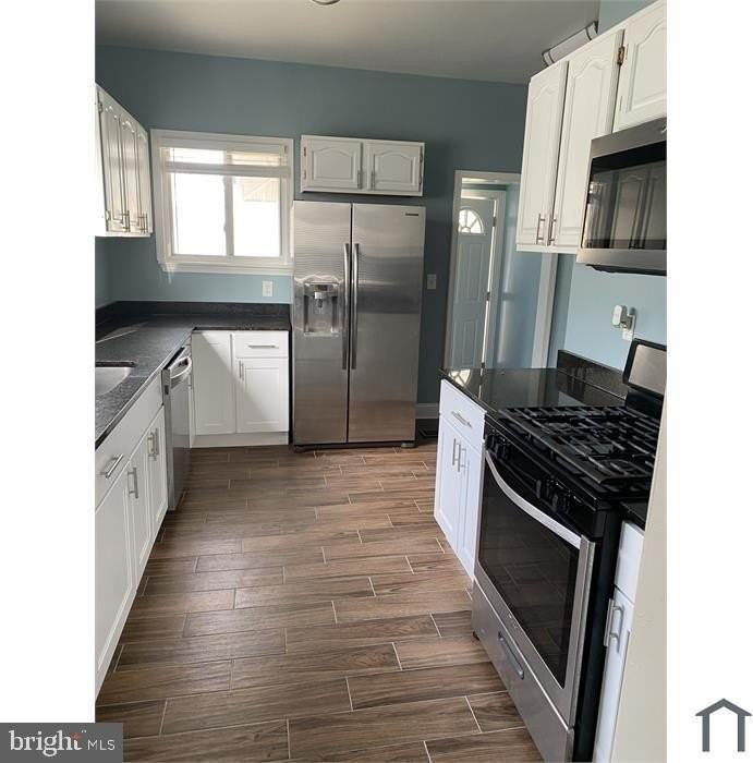 3012 Alabama Ave Se - Photo 3 of 12