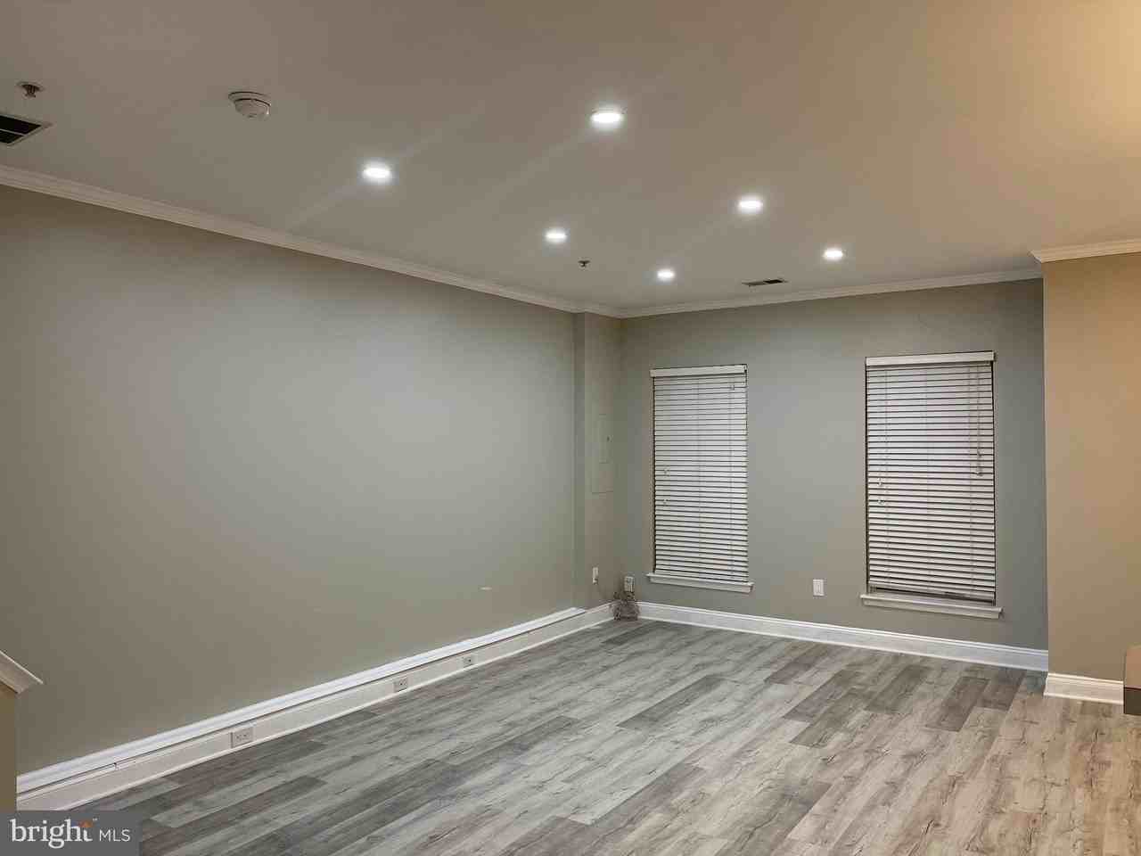 831 Herring Creek Ct - Photo 2 of 28