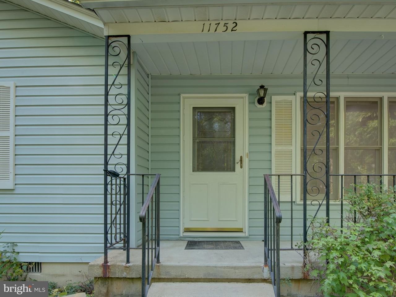 11752 Sidewinder Ln - Photo 6 of 47