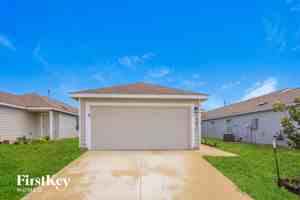 featured image of 13811 Haystack Rdg