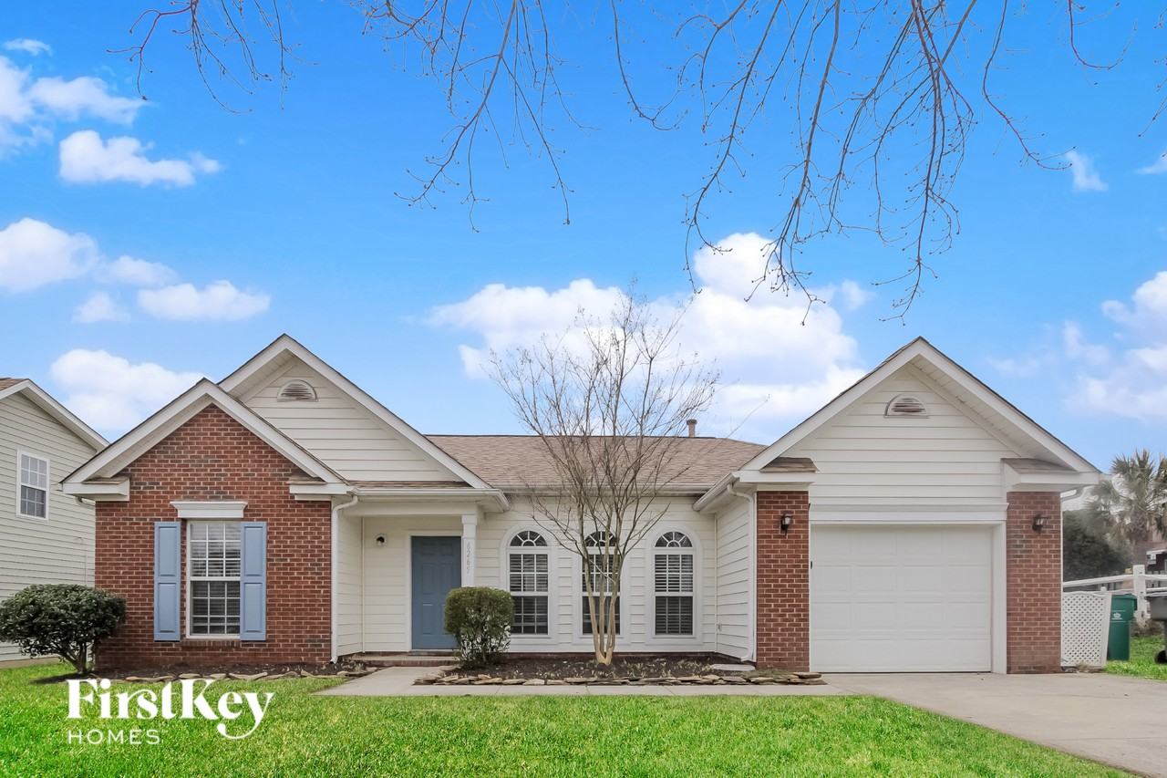 6265 Goldenfield Dr - Photo 2 of 15