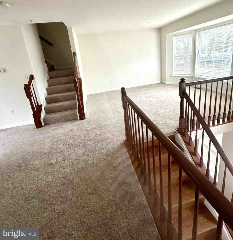 4805 Amberfield Way - Photo 4 of 31