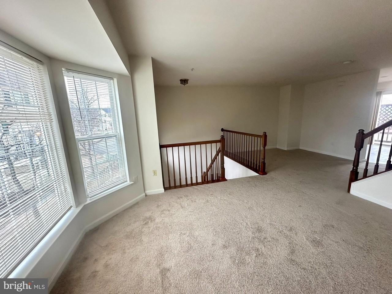 4805 Amberfield Way - Photo 7 of 31