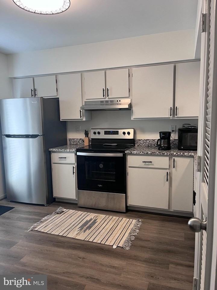 41963 Satchel Paige Way - Photo 7 of 12