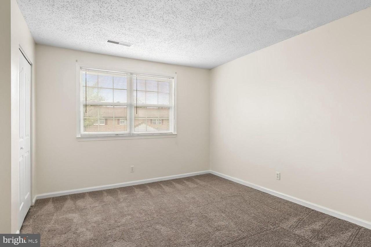 125 Eaves Mill Rd - Photo 7 of 10