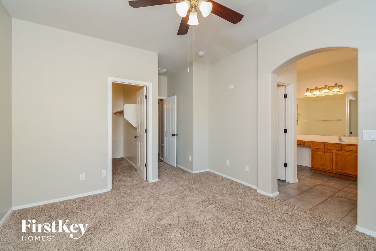 12918 W Columbine Dr - Photo 7 of 15