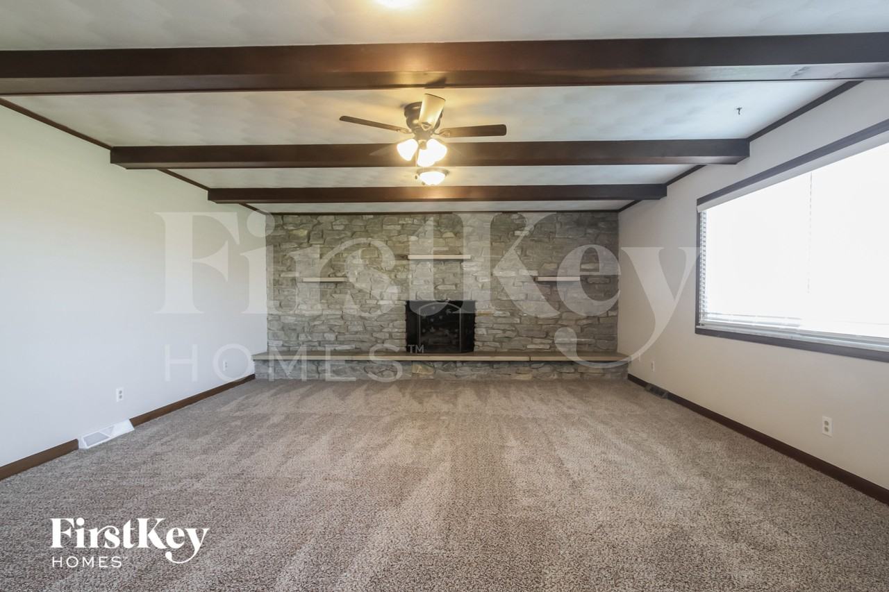 242 Hargeo Dr - Photo 6 of 15