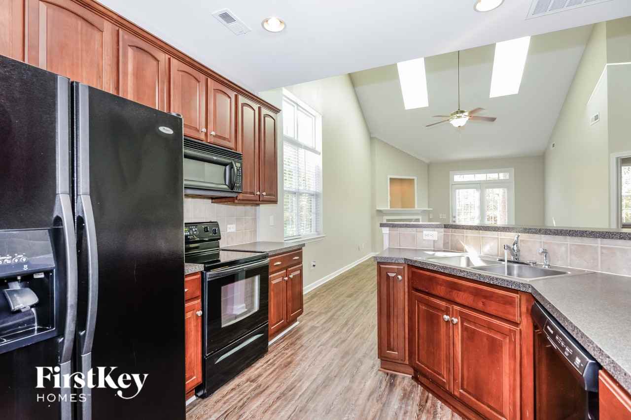 16520 Kettlewell Ln - Photo 7 of 15