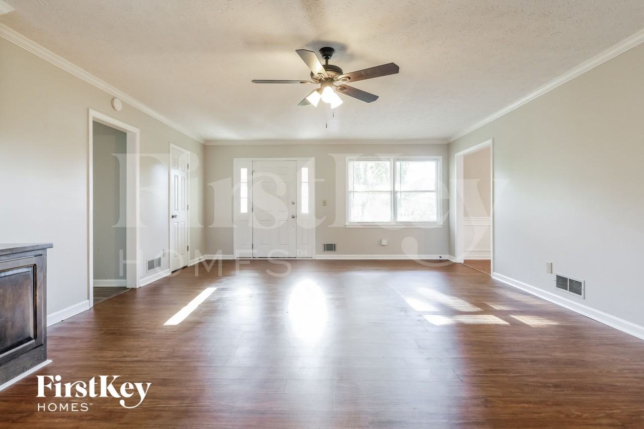 3650 Willowwind Ct - Photo 3 of 15