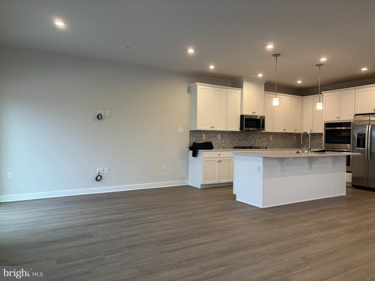 2646 Tisbury Ln - Photo 7 of 33