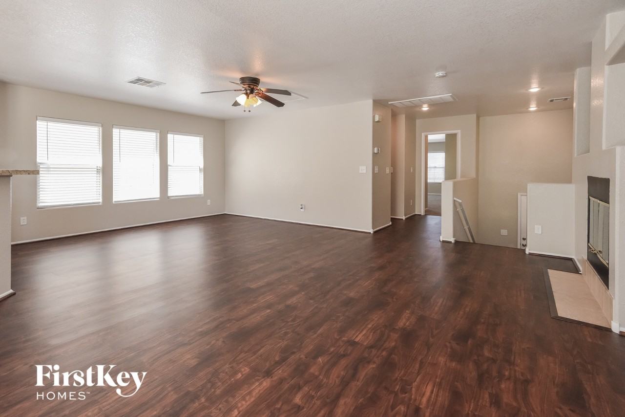 613 Belsay Castle Ct - Photo 3 of 15