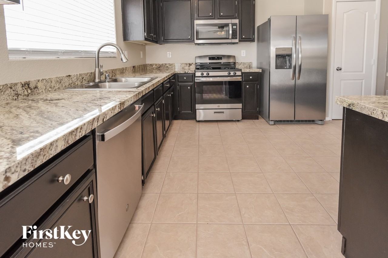 613 Belsay Castle Ct - Photo 5 of 15