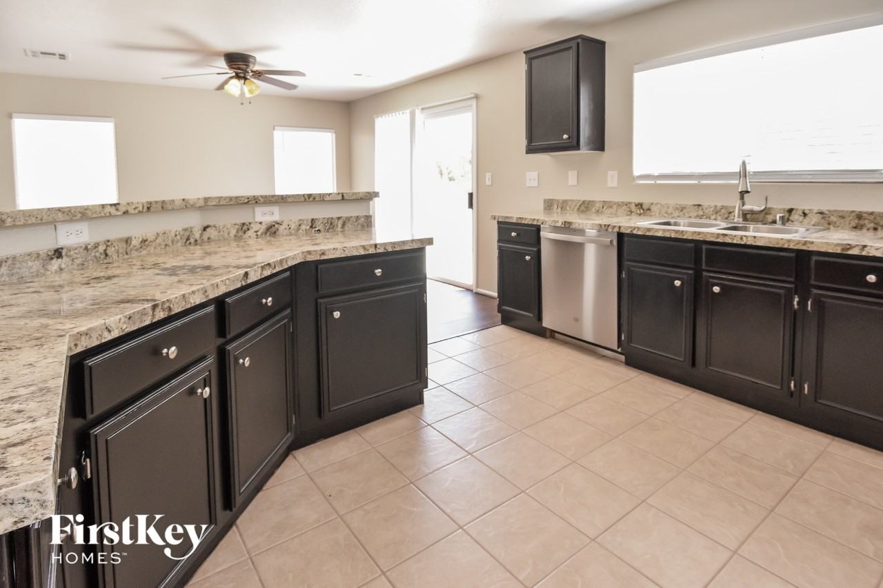 613 Belsay Castle Ct - Photo 6 of 15