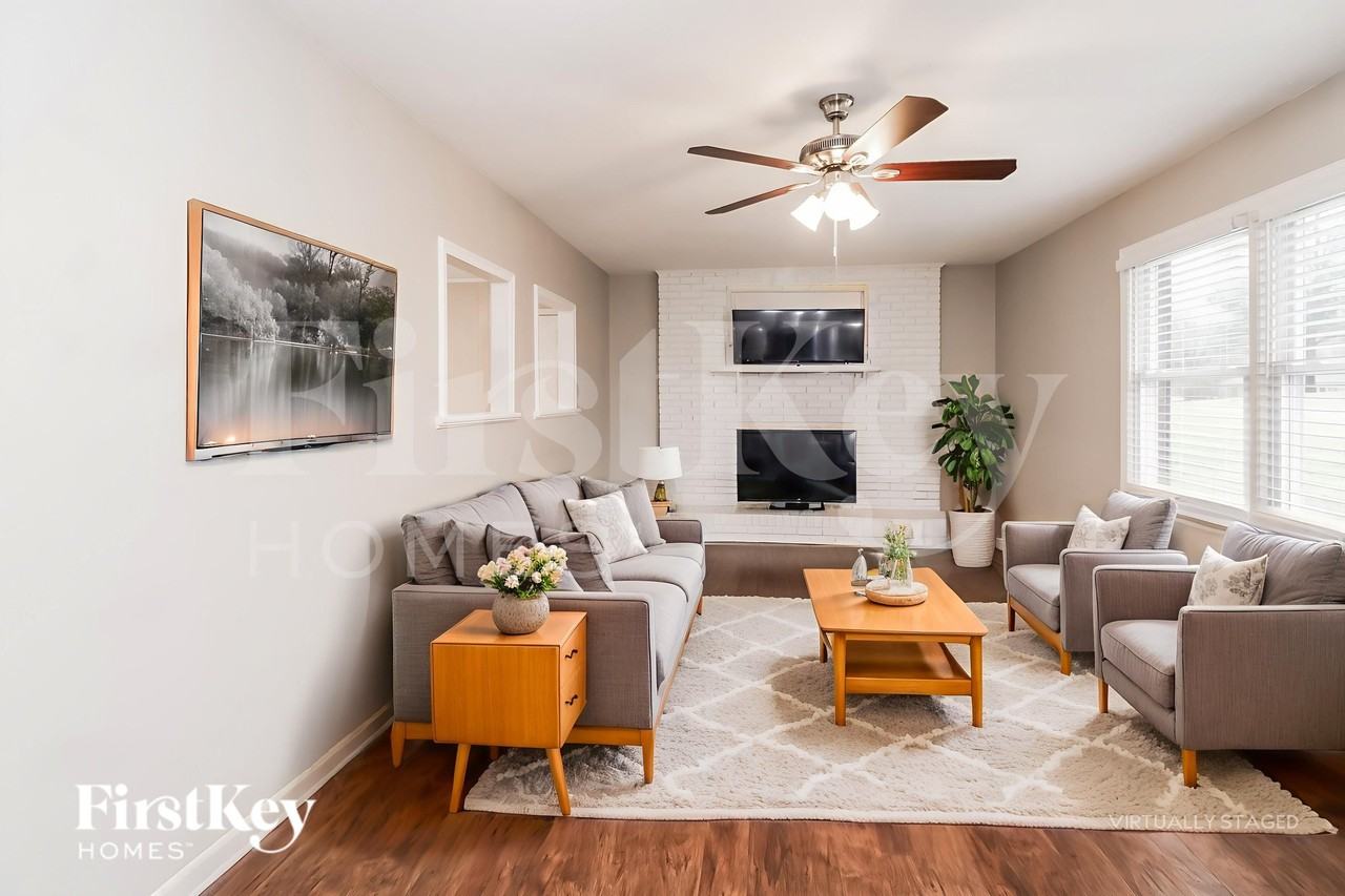 4809 Maplecrest Dr - Photo 5 of 18