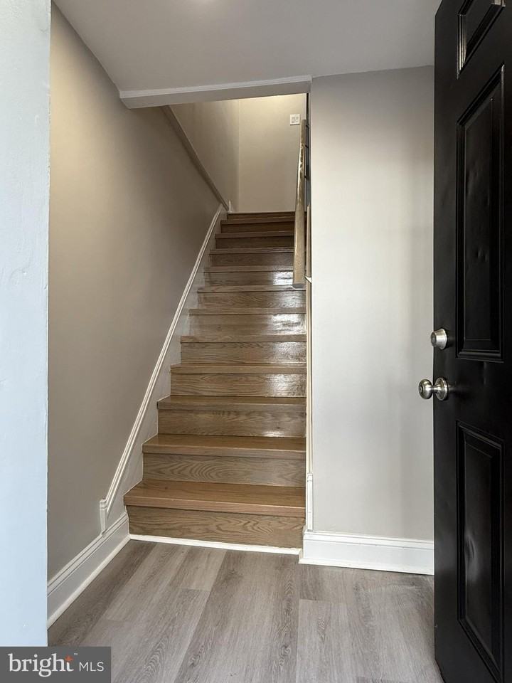 4338 Cresson St 2nd Fl #2ndFL - Photo 4 of 45