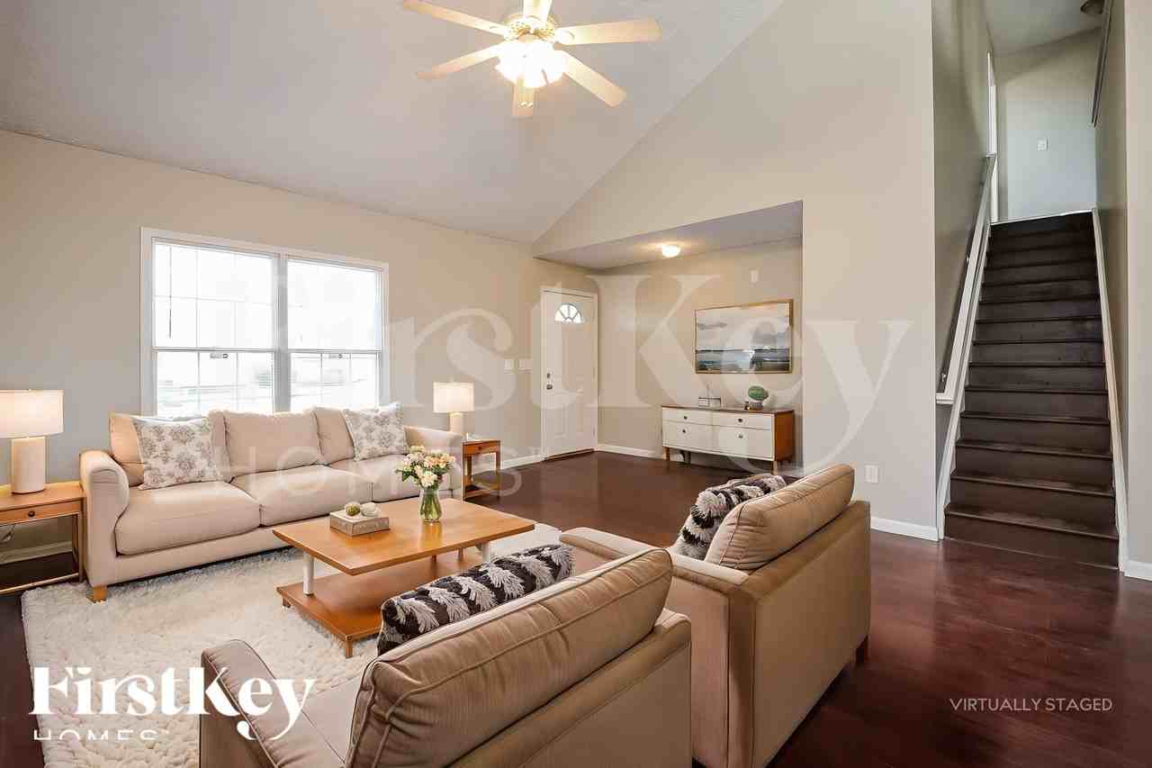 248 Westmark Ct - Photo 4 of 18