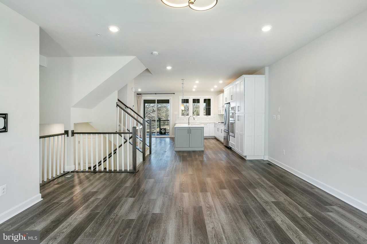 6725 24th Ct N - Photo 4 of 45