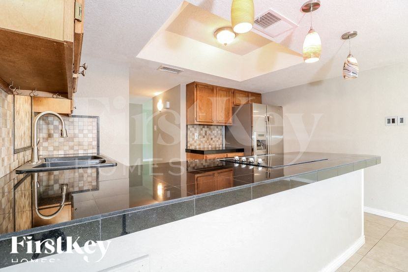 6836 S Terrace Rd - Photo 7 of 15