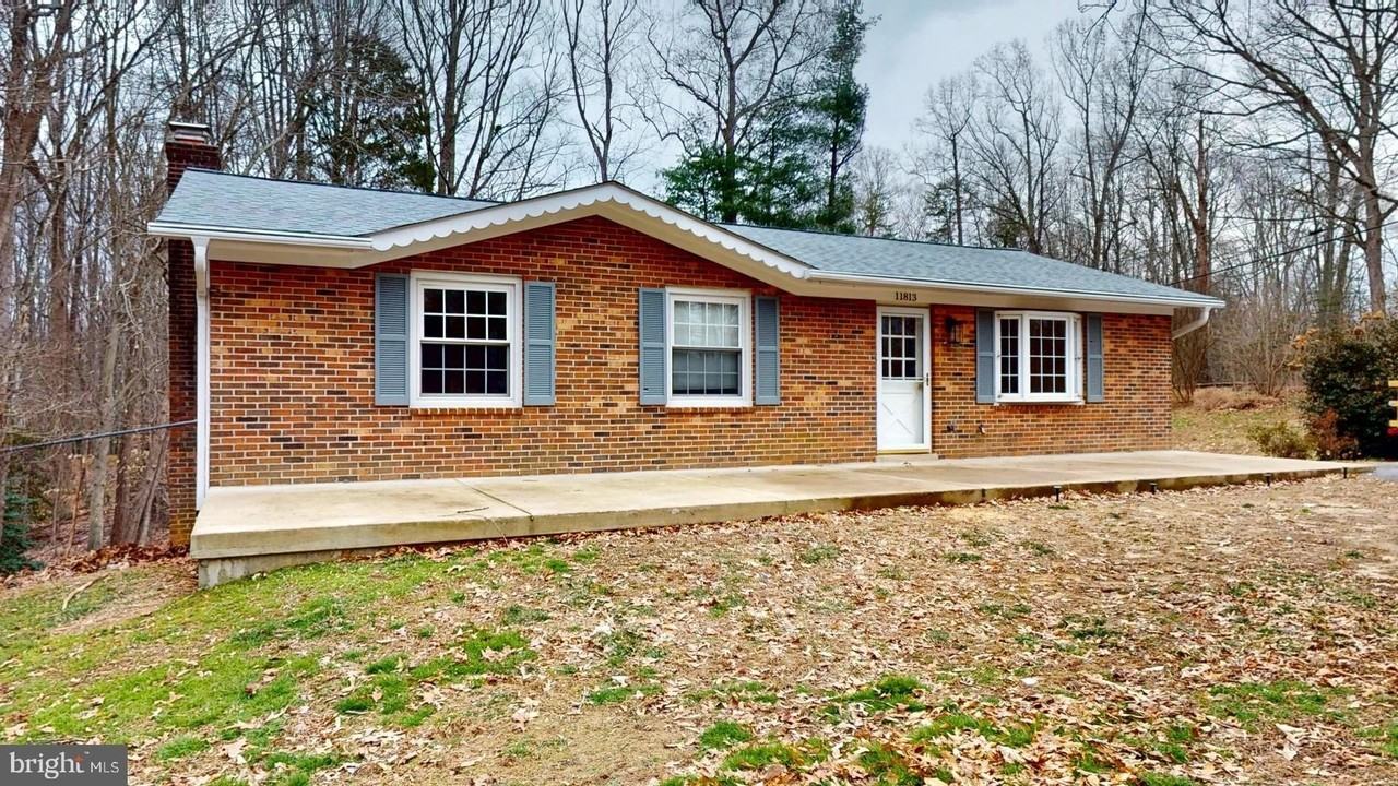 11813 Cornwell Dr - Photo 3 of 22