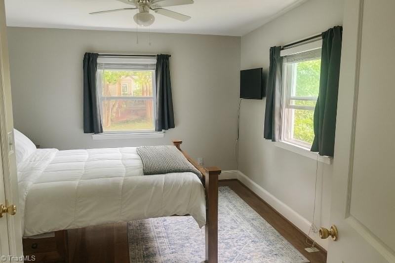 1100 Glenwood Ave - Photo 4 of 19