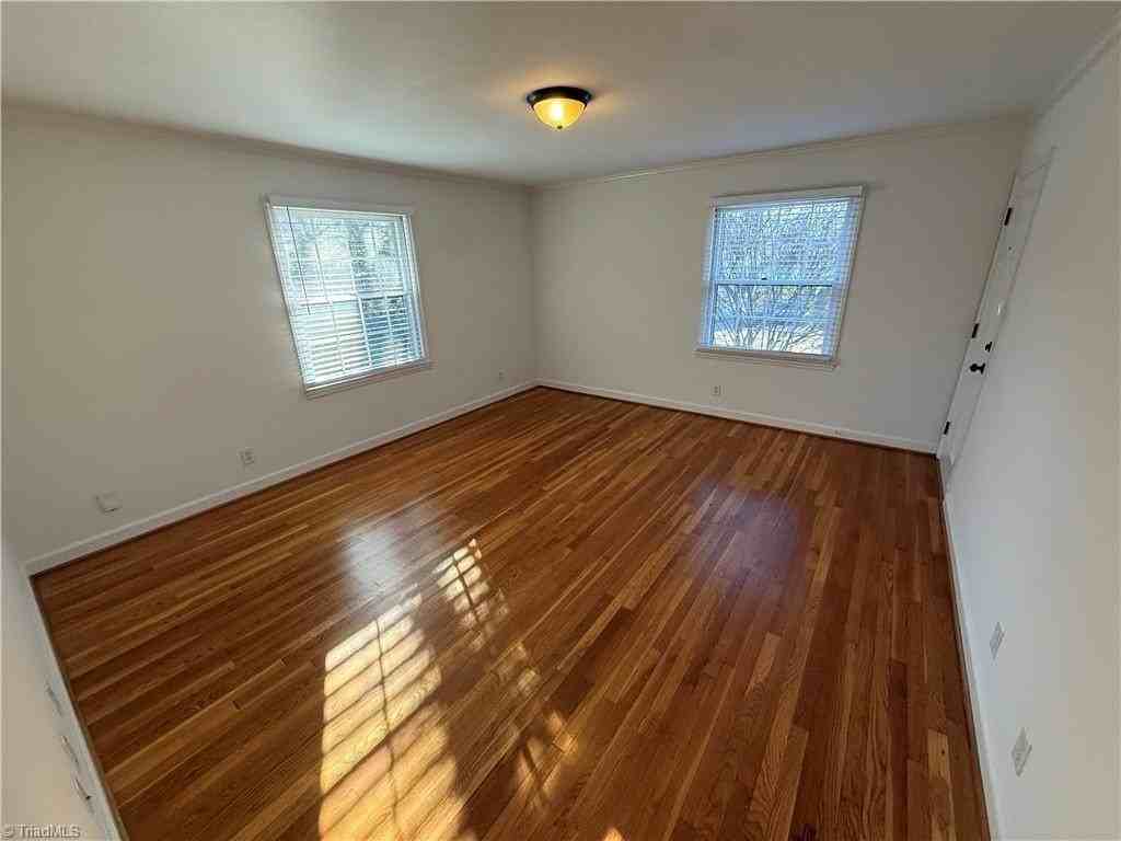 2030 Craig St #3 - Photo 3 of 9