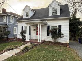 114 S Sunset Dr - Photo 1 of 1