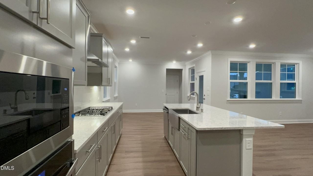 113 Corapeake Way - Photo 4 of 20