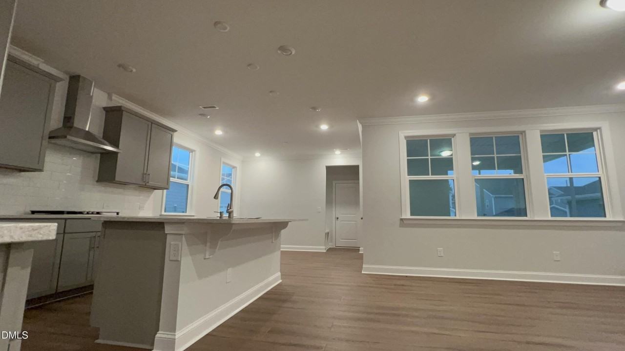 113 Corapeake Way - Photo 6 of 20