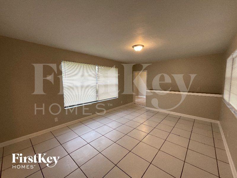 2830 Johnson St - Photo 2 of 13