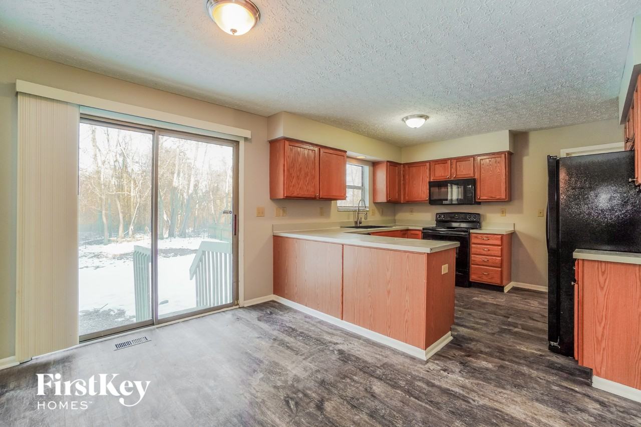 2722 Hardwood Ave - Photo 5 of 15