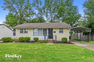 240 Maple Dr - Photo 1 of 1