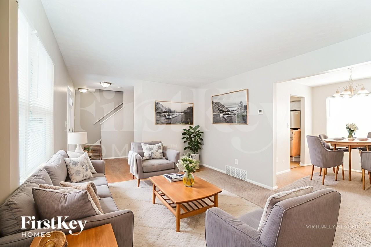 1369 Greenock Rd - Photo 5 of 19