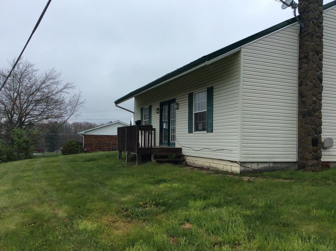 519 Pluto Rd - Photo 2 of 7