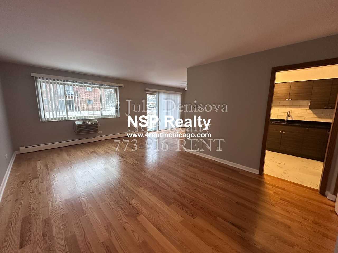 1653 Oakwood Ave #1A - Photo 3 of 15