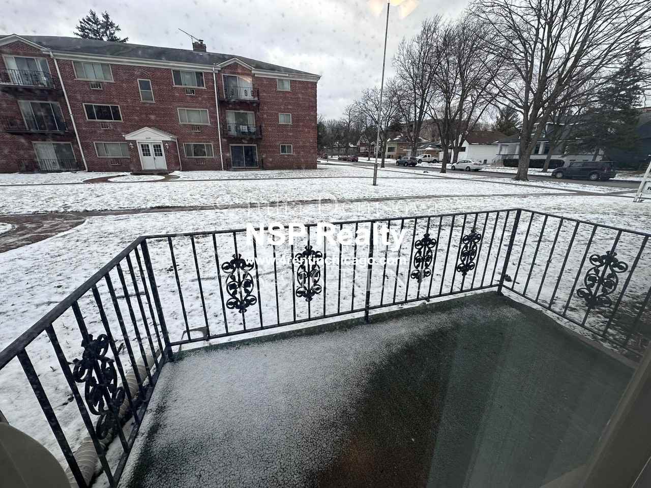 1653 Oakwood Ave #1A - Photo 5 of 15