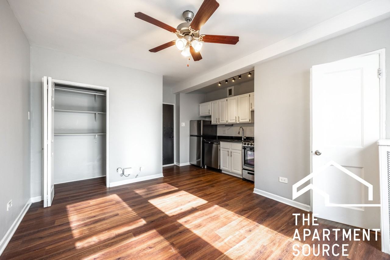 1140 N La Salle Dr #618 - Photo 3 of 34