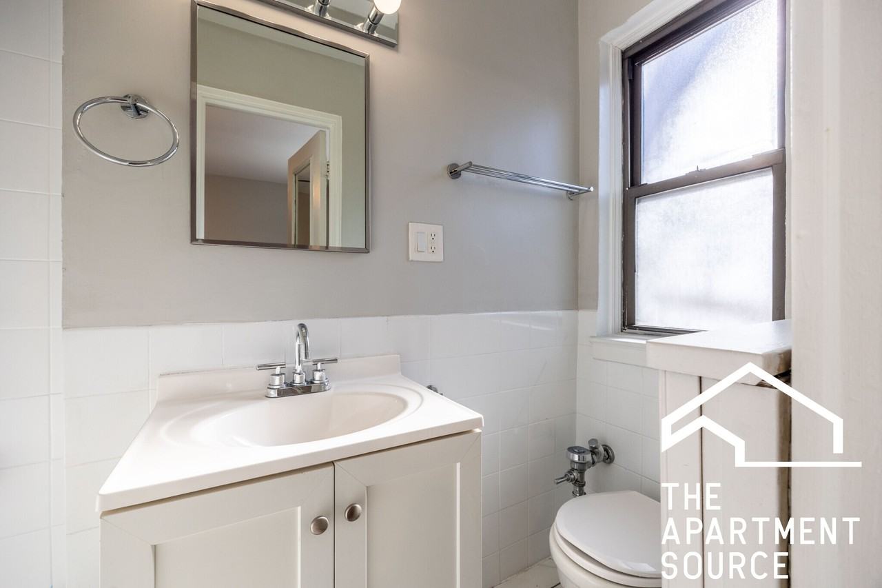 1140 N La Salle Dr #618 - Photo 5 of 34