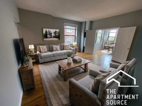 4242 N Sheridan Rd #606 - Photo 1 of 1