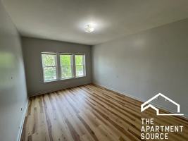 featured image of 3805 W Thomas St #1