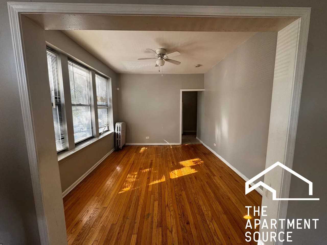 7658 S Marquette Ave #2 - Photo 5 of 11