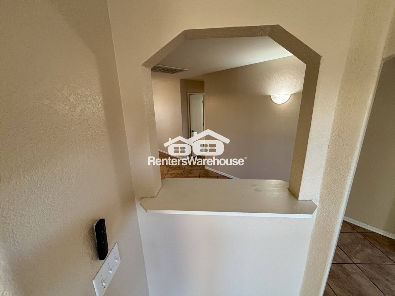 2607 S 71st Dr - Photo 7 of 38