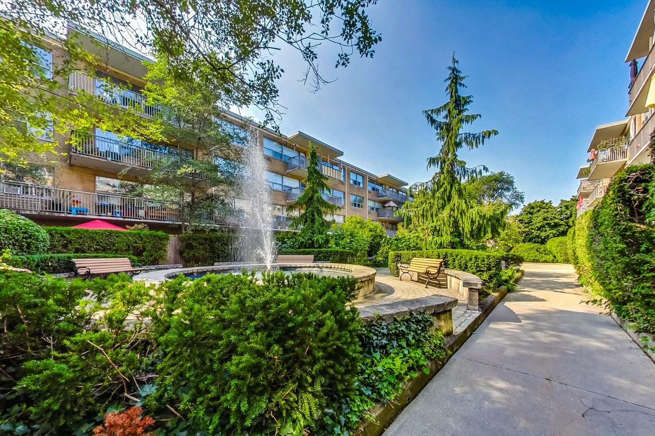 Clifton Manor - Photo 2 of 50